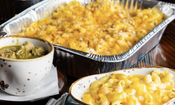 Mac & Cheese Chile Verde Party Pack